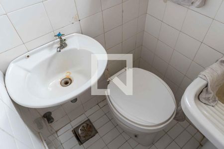 Apartamento à venda com 150m², 3 quartos e 1 vaga Apartamento à venda com 150m², 3 quartos e 1 vagaBanheiro de Serviço