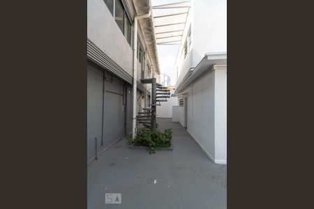 Casa à venda com 280m², 3 quartos e 4 vagasQuintal 