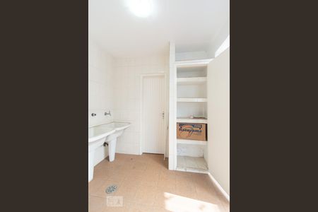 Casa à venda com 280m², 3 quartos e 4 vagasÁrea de Serviço