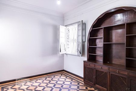 Casa para alugar com 350m², 7 quartos e 8 vagas Casa para alugar com 350m², 7 quartos e 8 vagasSala de TV