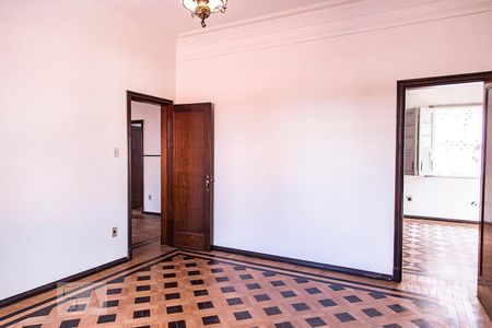 Casa para alugar com 350m², 7 quartos e 8 vagas Casa para alugar com 350m², 7 quartos e 8 vagasQuarto 2
