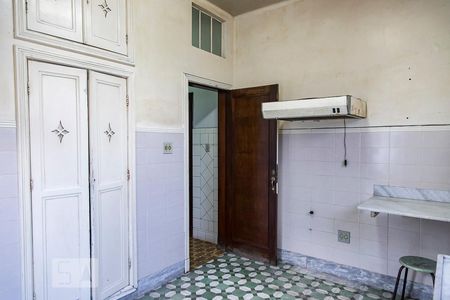 Casa para alugar com 350m², 7 quartos e 8 vagas Casa para alugar com 350m², 7 quartos e 8 vagasCozinha