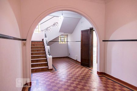 Casa para alugar com 350m², 7 quartos e 8 vagas Casa para alugar com 350m², 7 quartos e 8 vagasSala de Jantar