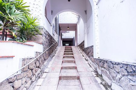 Casa para alugar com 350m², 7 quartos e 8 vagas Casa para alugar com 350m², 7 quartos e 8 vagasGaragem