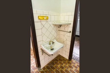 Casa para alugar com 350m², 7 quartos e 8 vagas Casa para alugar com 350m², 7 quartos e 8 vagasLavabo