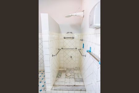 Casa para alugar com 350m², 7 quartos e 8 vagas Casa para alugar com 350m², 7 quartos e 8 vagasBanheiro Social
