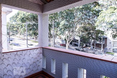 Casa para alugar com 350m², 7 quartos e 8 vagas Casa para alugar com 350m², 7 quartos e 8 vagasVaranda