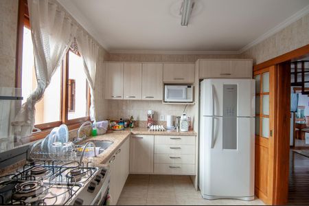 Apartamento para alugar com 270m², 4 quartos e 3 vagas Apartamento para alugar com 270m², 4 quartos e 3 vagasCozinha
