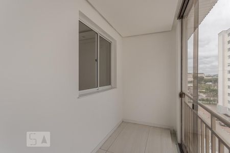 Apartamento à venda com 77m², 3 quartos e 1 vaga Apartamento à venda com 77m², 3 quartos e 1 vagaVaranda