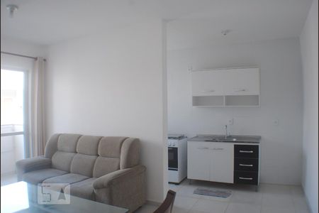 Sala/Cozinha de apartamento para alugar com 2 quartos, 55m² em Canasvieiras, Florianópolis