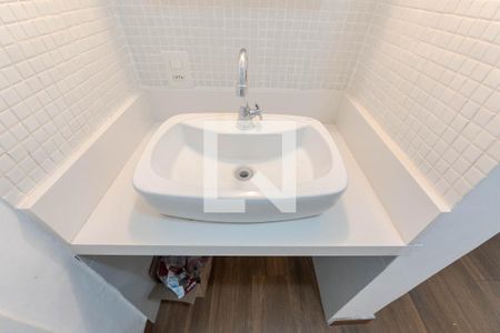 Apartamento para alugar com 60m², 2 quartos e 1 vaga Apartamento para alugar com 60m², 2 quartos e 1 vagaBanheiro