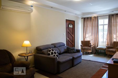 SALA de casa para alugar com 3 quartos, 200m² em Limão, São Paulo