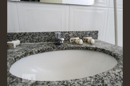 Pia de apartamento para alugar com 3 quartos, 63m² em Vila Butantã, São Paulo