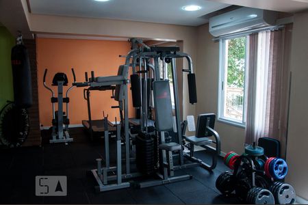 Apartamento à venda com 67m², 2 quartos e 1 vaga Apartamento à venda com 67m², 2 quartos e 1 vagaÁrea comum - Academia