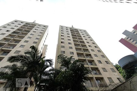 Apartamento para alugar com 65m², 3 quartos e 1 vagaFachada