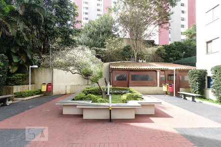 Apartamento para alugar com 65m², 3 quartos e 1 vagaÁrea de Descanso