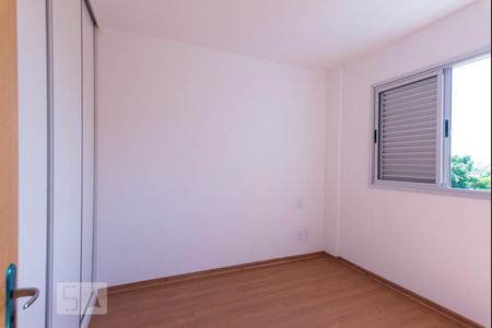 Quarto 1 de apartamento para alugar com 2 quartos, 85m² em Castelo, Belo Horizonte