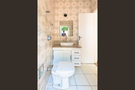 Casa à venda com 250m², 3 quartos e 2 vagas Casa à venda com 250m², 3 quartos e 2 vagasBanheiro do Quarto 1