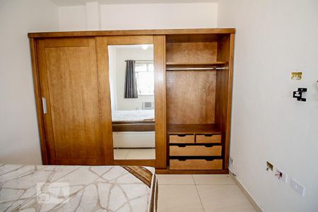 Apartamento à venda com 55m², 1 quarto e sem vagaQuarto 1 - Armários