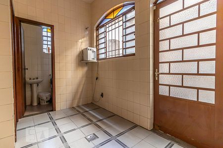 Casa à venda com 386m², 3 quartos e 8 vagasCozinha