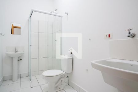 Banheiro Social de kitnet/studio para alugar com 1 quarto, 35m² em Nova Gerty, São Caetano do Sul