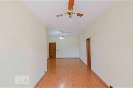 Sala de apartamento para alugar com 2 quartos, 110m² em Vila Isabel, Rio de Janeiro