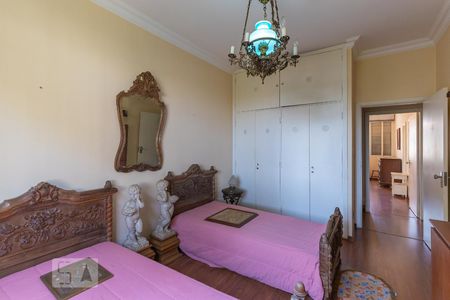 Apartamento à venda com 151m², 3 quartos e 1 vaga Apartamento à venda com 151m², 3 quartos e 1 vagaQuarto