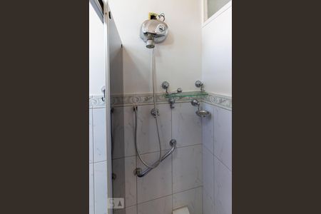 Apartamento à venda com 151m², 3 quartos e 1 vaga Apartamento à venda com 151m², 3 quartos e 1 vagaBanheiro da suíte