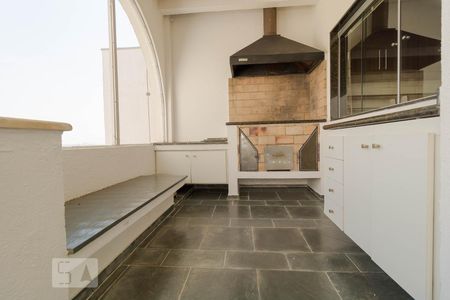 Apartamento à venda com 170m², 3 quartos e 2 vagas Apartamento à venda com 170m², 3 quartos e 2 vagasChurrasqueira