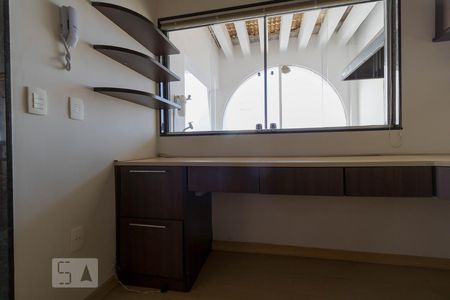 Apartamento à venda com 170m², 3 quartos e 2 vagas Apartamento à venda com 170m², 3 quartos e 2 vagasEscritório