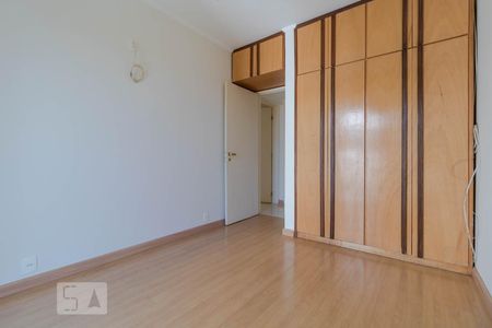 Apartamento à venda com 170m², 3 quartos e 2 vagasQuarto 1