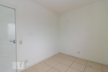 Quarto 1 de apartamento para alugar com 2 quartos, 53m² em Del Castilho, Rio de Janeiro