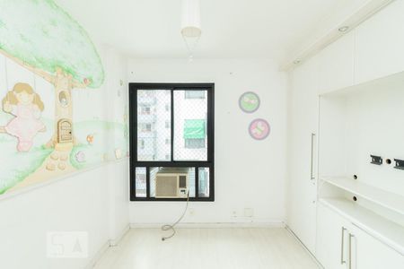 Quarto 1 de apartamento para alugar com 3 quartos, 102m² em Icaraí, Niterói