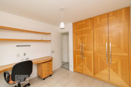 Apartamento para alugar com 102m², 3 quartos e 1 vagaQuarto 2