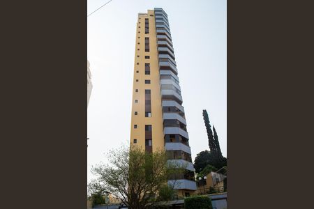 Apartamento à venda com 109m², 3 quartos e 2 vagas Apartamento à venda com 109m², 3 quartos e 2 vagasFACHADA