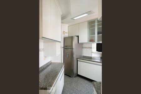 Apartamento à venda com 109m², 3 quartos e 2 vagas Apartamento à venda com 109m², 3 quartos e 2 vagasCOZINHA
