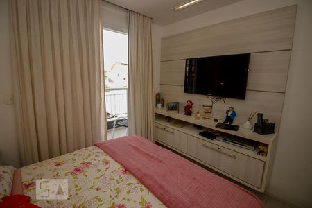 Casa de condomínio à venda com 280m², 5 quartos e 2 vagas Casa de condomínio à venda com 280m², 5 quartos e 2 vagasSuite 2