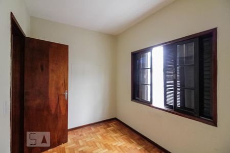Casa à venda com 165m², 3 quartos e 2 vagas Casa à venda com 165m², 3 quartos e 2 vagasQuarto 1