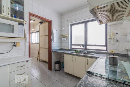 Apartamento à venda com 140m², 3 quartos e 3 vagasCozinha