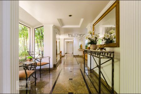 Apartamento à venda com 140m², 3 quartos e 3 vagasHall