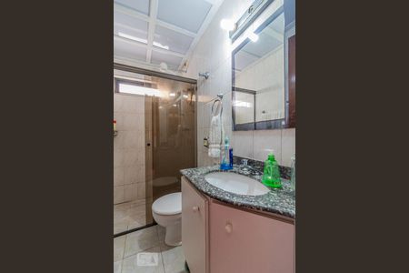 Apartamento à venda com 140m², 3 quartos e 3 vagasBanheiro do Quarto 1