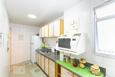 Apartamento para alugar com 90m², 2 quartos e 1 vaga Apartamento para alugar com 90m², 2 quartos e 1 vagaCozinha
