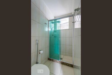 Apartamento à venda com 60m², 2 quartos e 1 vagaBanheiro - Box de vidro