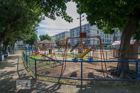 Apartamento à venda com 60m², 2 quartos e 1 vagaÁrea comum - Parque infantil