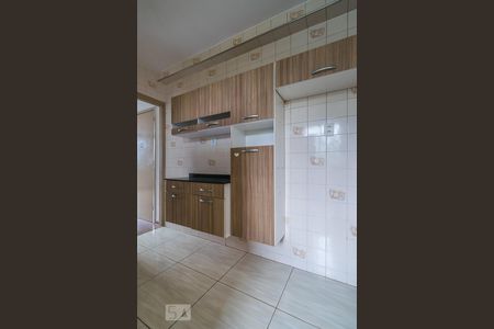 Apartamento à venda com 60m², 2 quartos e 1 vagaCozinha - Armários