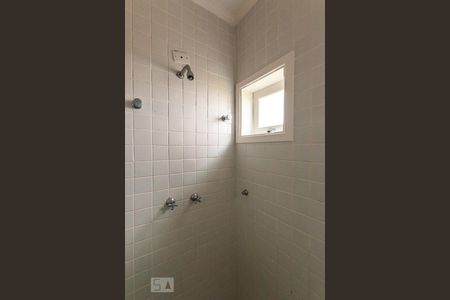 Casa de condomínio à venda com 300m², 4 quartos e 2 vagasBanheiro do Quarto 1