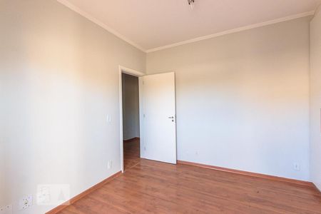 Casa de condomínio à venda com 300m², 4 quartos e 2 vagasQuarto 2