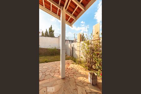 Casa de condomínio à venda com 300m², 4 quartos e 2 vagasQuarto 2 - Vista