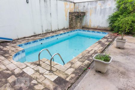 Casa à venda com 545m², 5 quartos e 6 vagasPIscina