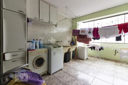 Casa à venda com 545m², 5 quartos e 6 vagasÁrea de Serviço